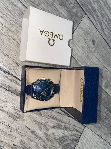 للبيع ساعه اوميغا ا