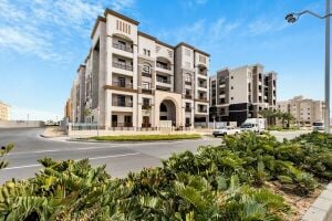 شقة غرفتين نوم مفروشة بالكامل!