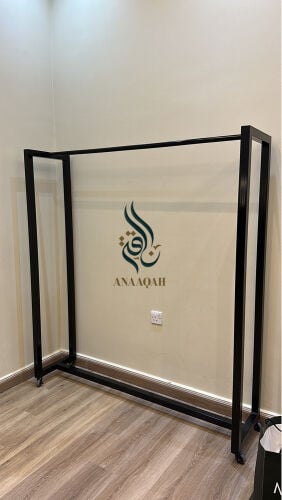 معلاقية للباس
