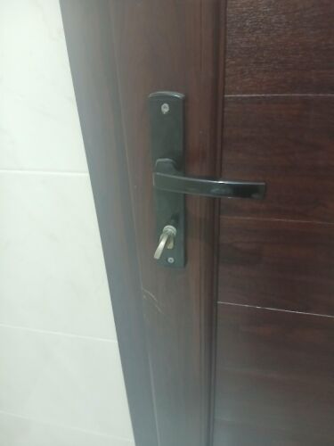 Door lock installation 
Maintena