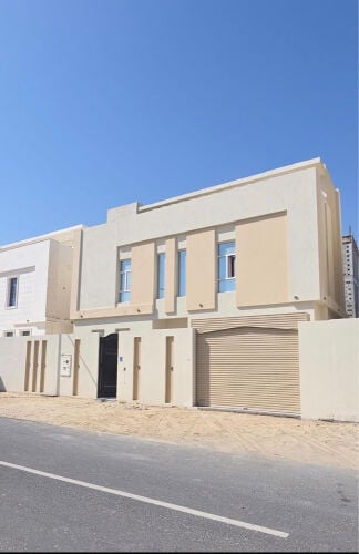 للاستثمار فيلا مؤجرة ١٨ الف