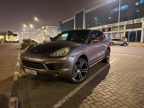 porsche cayenne 2012 