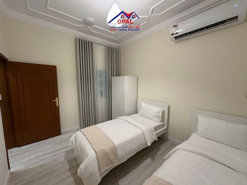 للإيجار شقة مفروشة في بن محمود  :