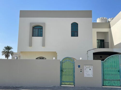 villa rent 4 bedrooms old airport