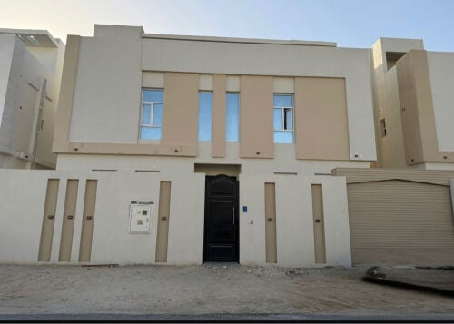 للاستثمار فيلا مؤجرة١٨ الف شهرى