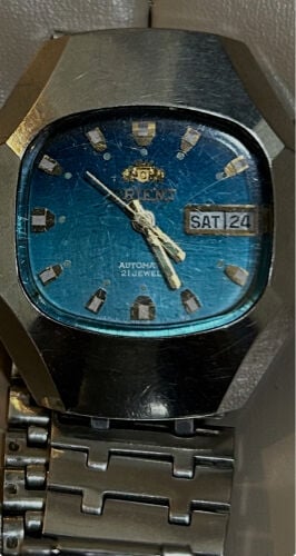 ساعه قديمه نوع اورينت اصلية