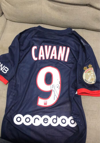 Gameworn Cavani jersey