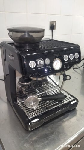مكينة قهوة 