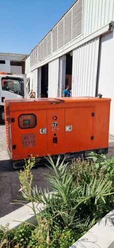 محول كهرباء ديزل٣٠ كيلو فولت أمبي