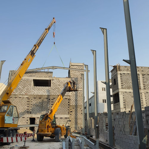 بناء هناجر وستورات
