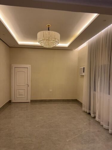 للبيع فيلا ف العزازيه