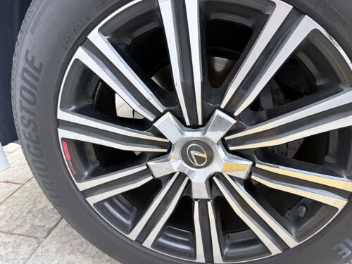 lexus Orginal Rims with Bridgston