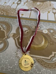 مداليه ذهبيه