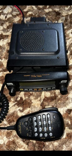 للبيع جهازين لاسلكي 