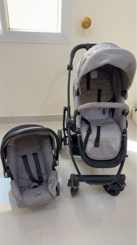 stroller and car seat 