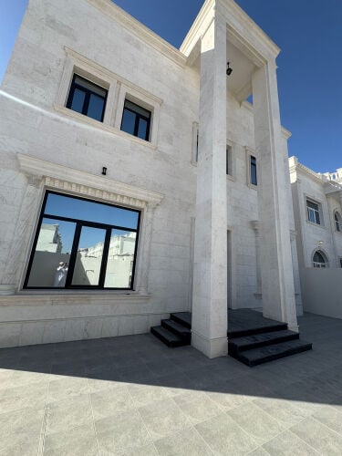 للبيع فلل جديده في الصخامه