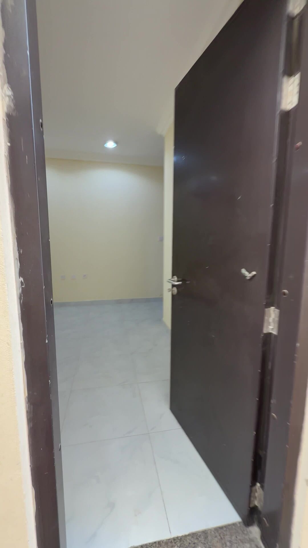 للإيجار استديو بام صلال محمد