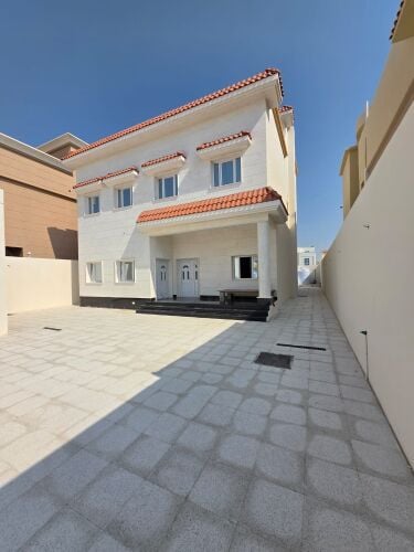 للبيع في الصخامه ٦٠٠ متر