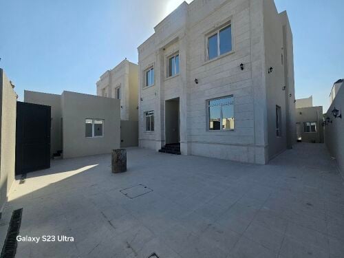 اللبيع فيلا سميسمه