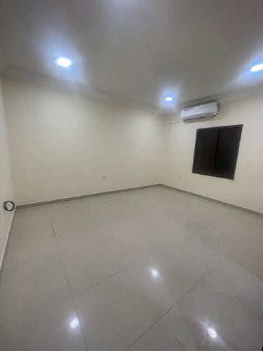 استوديو اول ساكن معيذر مباشر 