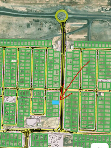 main road 555 sqm in Huzoom 