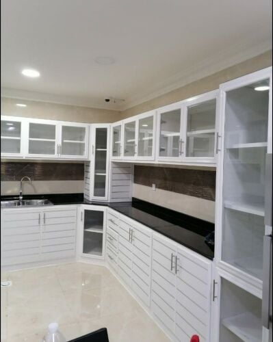 اعمال مطبخ ألومنيوم ويو في بي