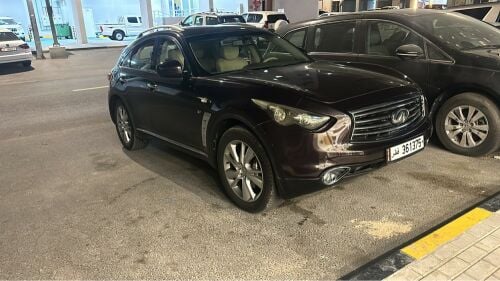 Infiniti QX70