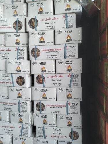 حطب مضغوط