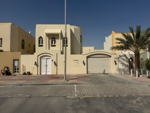 للايجار فيلا منطقة حزم المرخية 