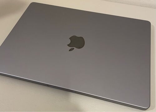 MacBook Pro 14” M3 1TB full box