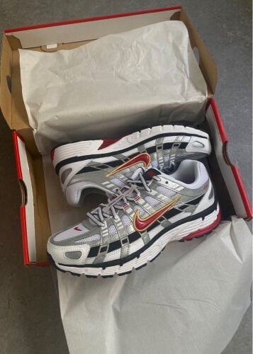 Nike p6000