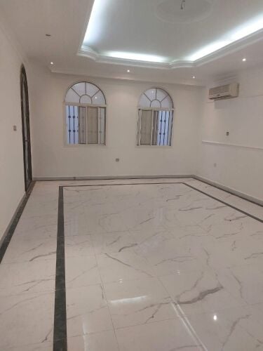 100% finishing tiles work