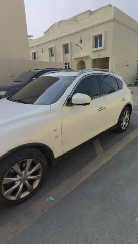 2015 infinity QX50 perfect condit
