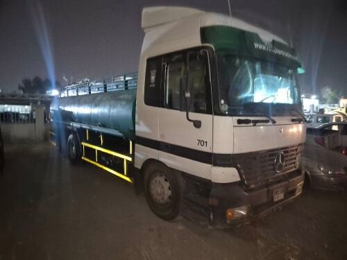 للبيع تنكر شاص تاير سناد