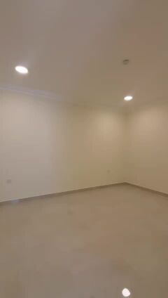 الخيسه. للايجار فيلا اول ساكن