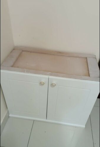 Cupboard in excellent condition,