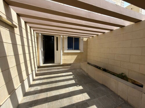 نص فيلا ٣ غرف وصالتين ام العمد 