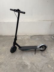 Electric scooter
