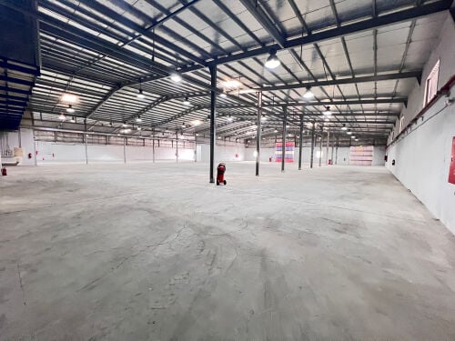 Warehouse for rent, 3000 m²