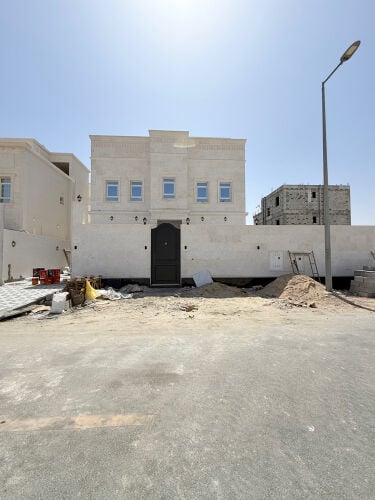 فيلا للبيع بام قرن من المالك 