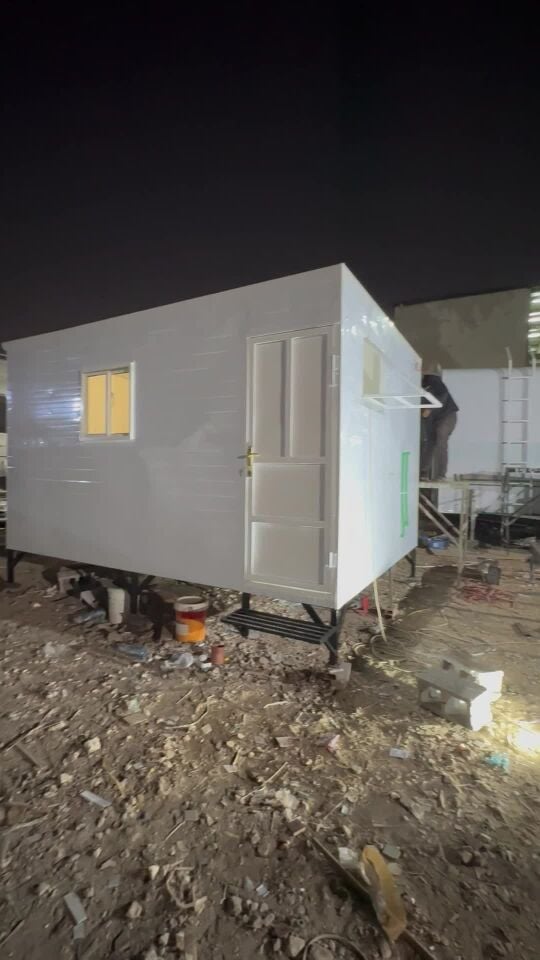 cabin kitchen & low price 