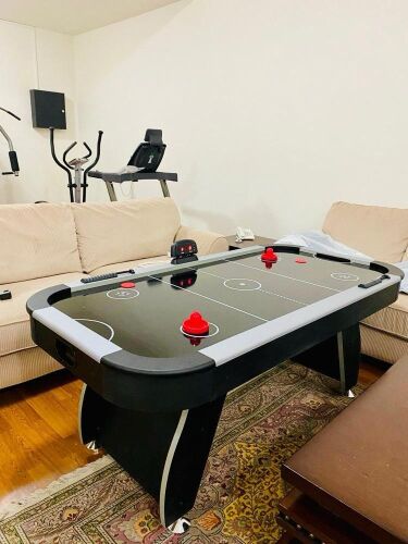 طاولة هوكي الهواء