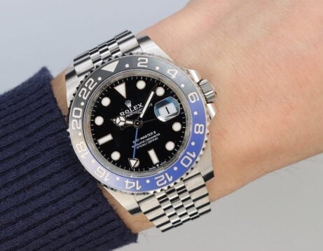 Rolex watches are available 