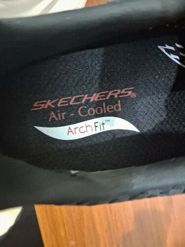 skechers air - cooled new