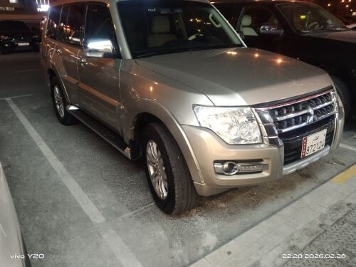 بيع سياره متسوبيشي باجيرو