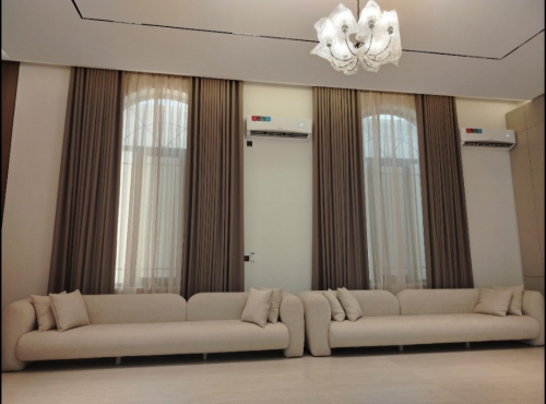 Curtains Blinds offers high quali
