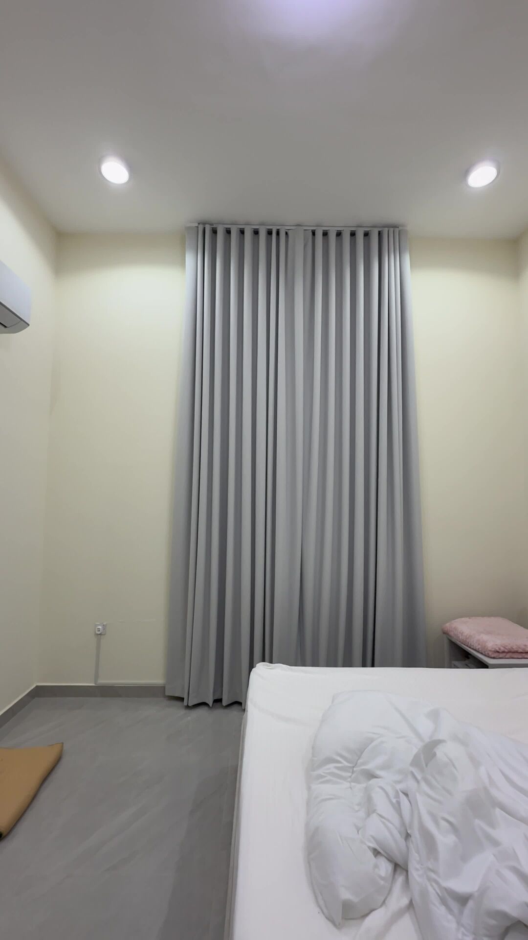 خدمة تفصيل الستائر الجديدة