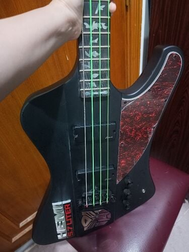 BASS GUITAR(Harley Benton)