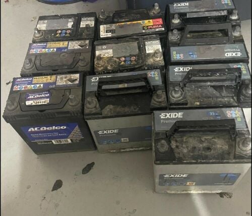 أشتري بطاريات السيارات المستعملة