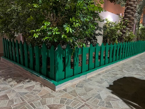 سور خشبي للحديقه 